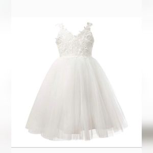 Girl's White Tulle Dress